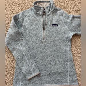 Patagonia Light Gray Fleece Pullover